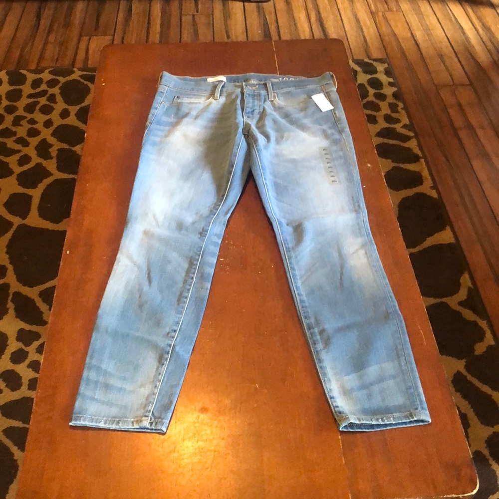 GAP Jeggings. Size 30s